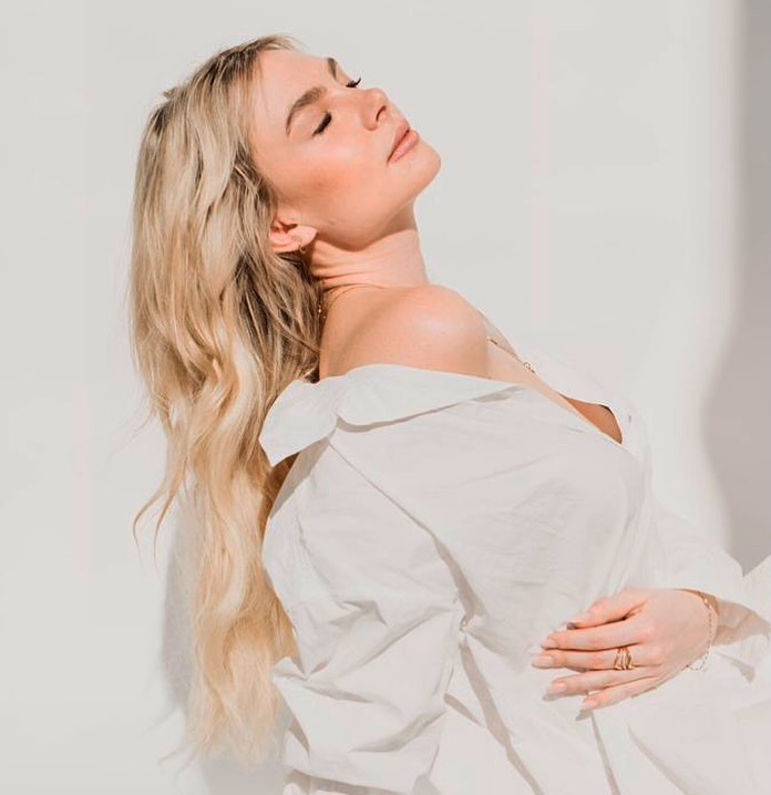Haarverlängerung – natürliches Styling, Detailansicht